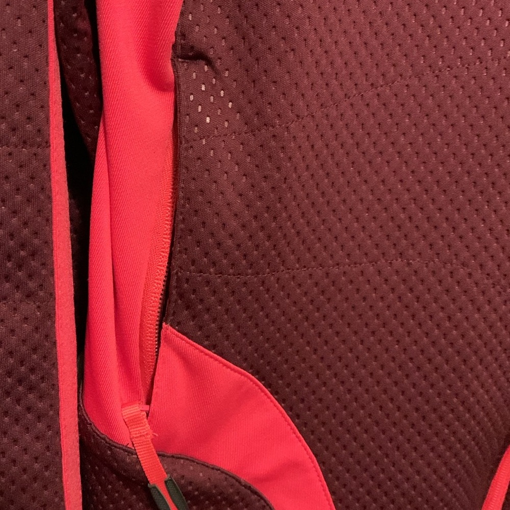 Brooks Running Equilibrium Large Jacket Maroon Wi… - image 4